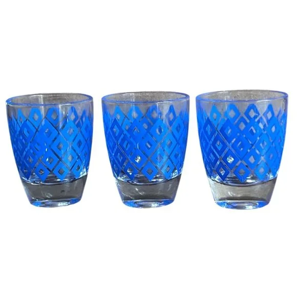 Mid-Century Made in France Blue Diamond Shot Glasses Set Of 5 Shot Glasses - Picture 3 of 6